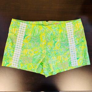 Lilly Pulitzer Pineapple Yellow and Lime Green Pineapple Animal Print